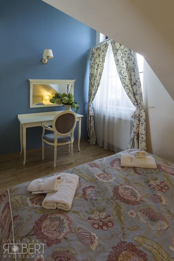 Villa Estera - Hotel & Restauracja Michałowice Dış mekan fotoğraf